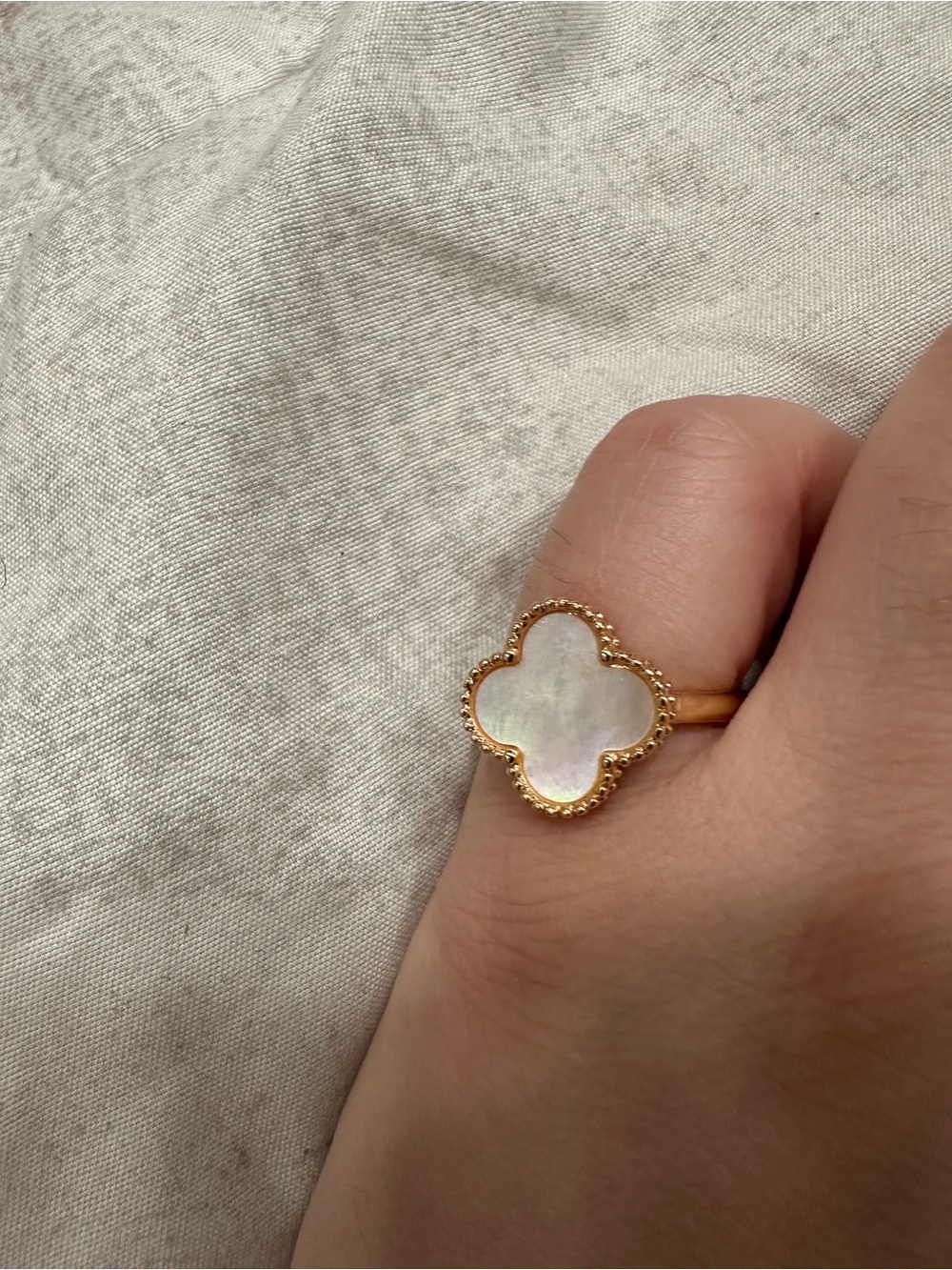 White Clover ring size 9 - Picture 2 of 4